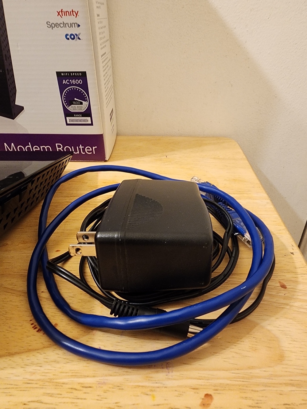 Netgear Nighthawk 6250 Cable Modem Router AC1600 Wi-Fi DOCSIS 3.0 - Picture 6 of 12